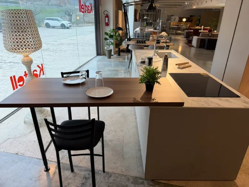Cucina a PREZZI OUTLET in laccata opaco Binova -56%