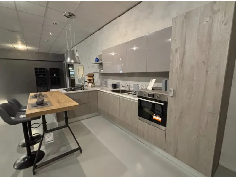 Cucina a prezzo scontato con penisola moderna Modello sand Febal