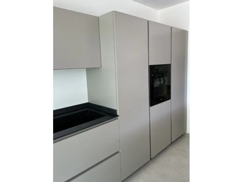 Cucina grigio design ad isola Ingrosso cucine moderne icm71 Primopiano cucine in Offerta Outlet