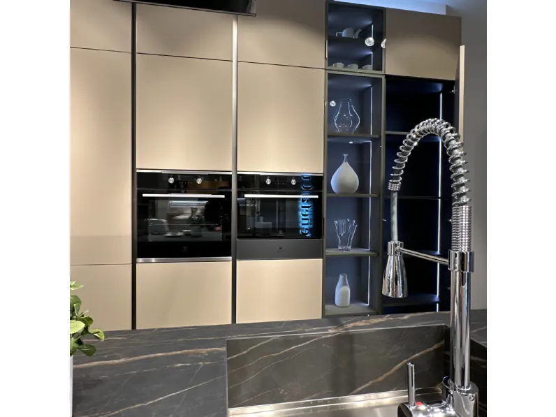 Cucina Veneta Cucine Iconica PREZZO OUTLET scontata 44%