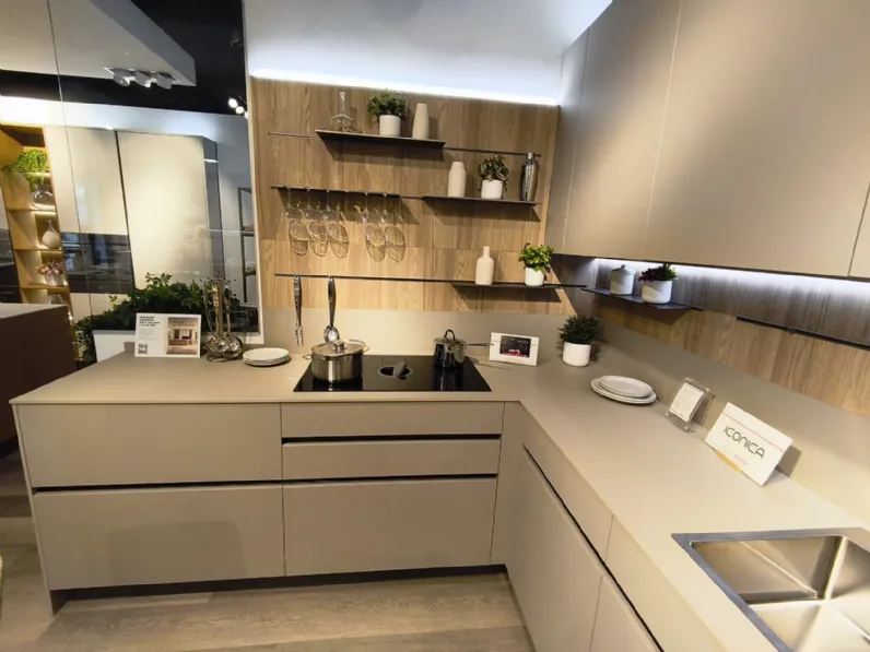 Cucina Veneta Cucine moderna ad angolo tortora in hpl Iconica
