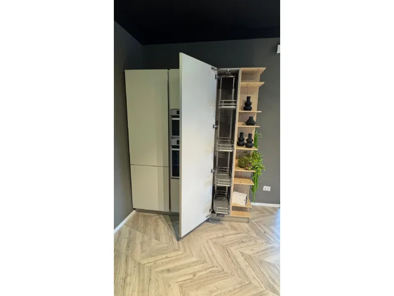 Cucina ad angolo in laminato materico a prezzo ribassato 60%