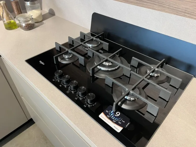 Cucina Infinity ad angolo Stosa con un ribasso imperdibile