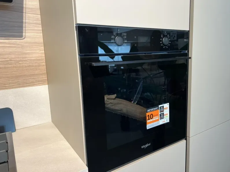 Cucina Infinity ad angolo Stosa con un ribasso imperdibile
