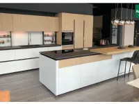 Cucina a prezzo ribassato con isola moderna Kal Arredo3