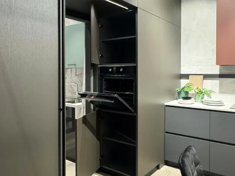 Cucina a prezzo scontato ad angolo moderna Sistematica goccia La casa moderna