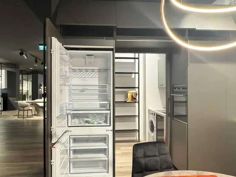 Cucina a prezzo scontato ad angolo moderna Sistematica goccia La casa moderna