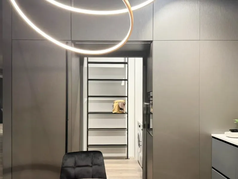 Cucina a prezzo scontato ad angolo moderna Sistematica goccia La casa moderna