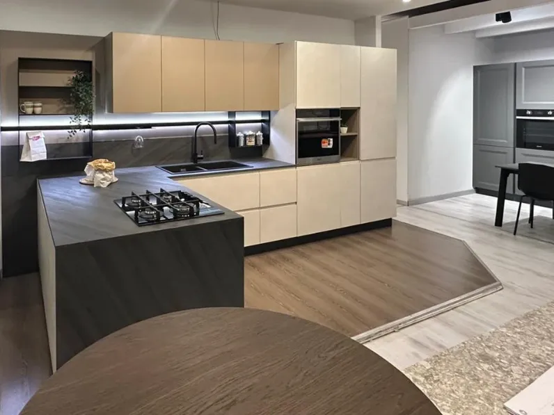 Cucina moderna con penisola Joy La casa moderna a prezzo ribassato