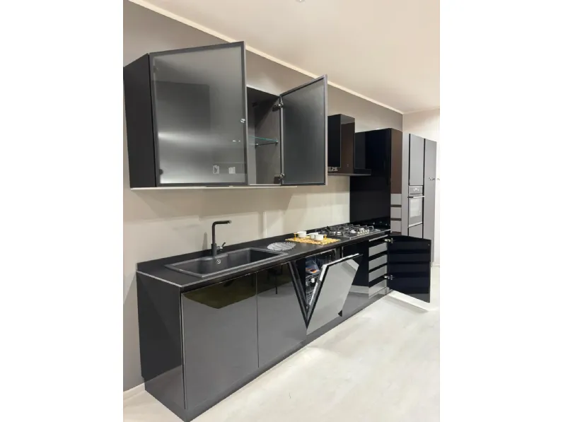 Cucina Scavolini design lineare altri colori in laccata lucido Liberamente
