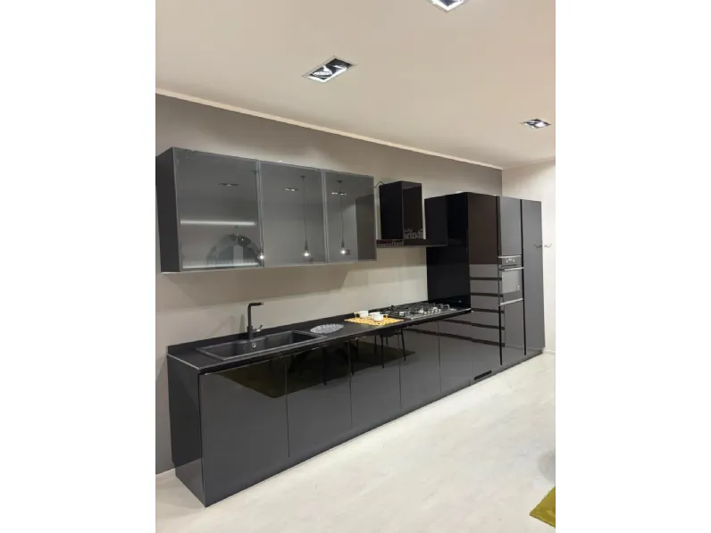 Cucina Scavolini design lineare altri colori in laccata lucido Liberamente