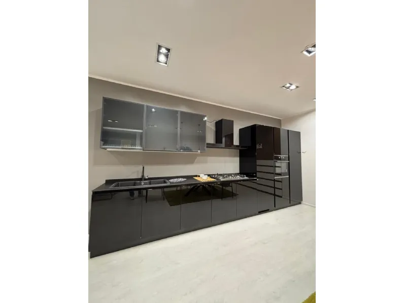 Cucina Scavolini design lineare altri colori in laccata lucido Liberamente