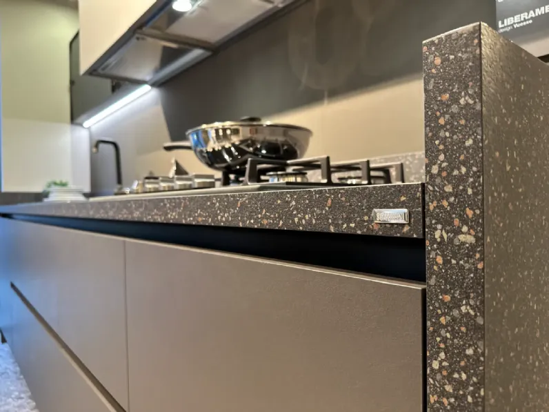 Cucina lineare in laccata opaco a prezzo ribassato 52%