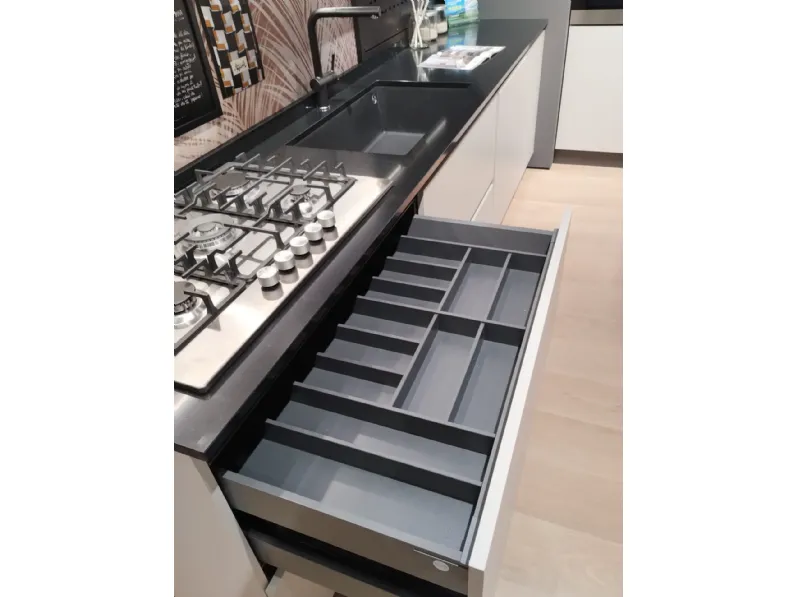 Cucina korinna moderna rovere chiaro Evo cucine lineare scontata 56%