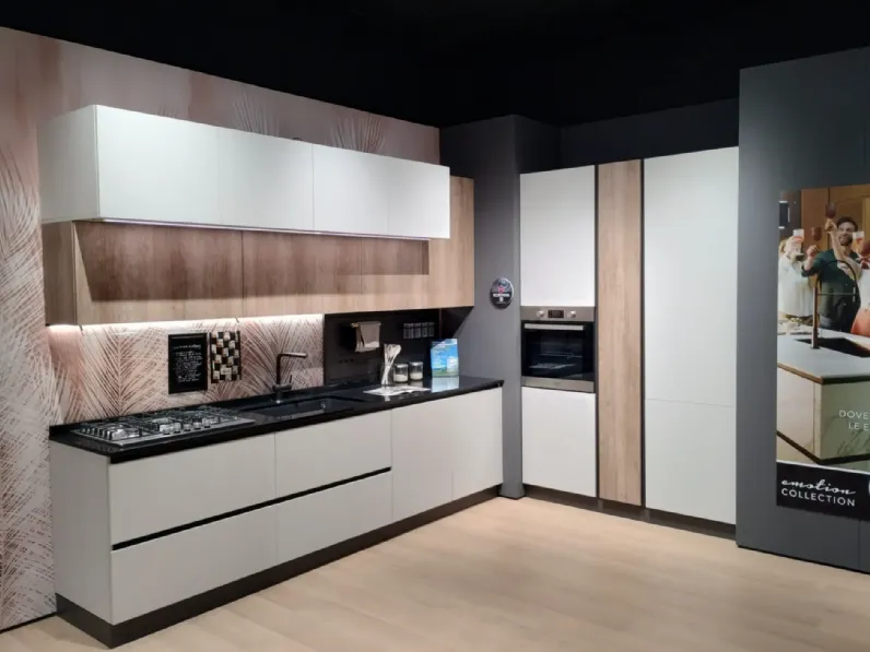 Cucina korinna moderna rovere chiaro Evo cucine lineare scontata 56%
