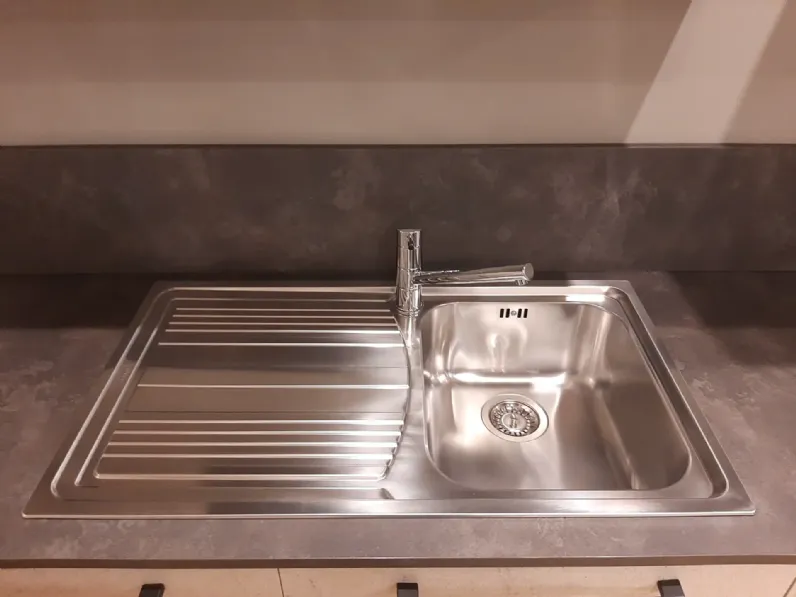 Cucina altri colori moderna lineare Modula over Febal in Offerta Outlet