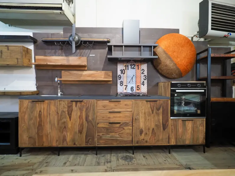 Cucina modello Cucina totla  wood in vero legno  Nuovi mondi collection PREZZO SCONTATO 58%