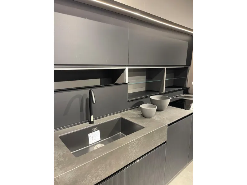 Cucina lineare in vetro grigia Cv 652 cucina k2 glass arredo3 a prezzo ribassato
