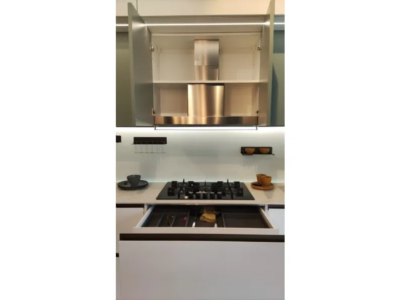 Cucina Infinity lineare Stosa con un ribasso imperdibile