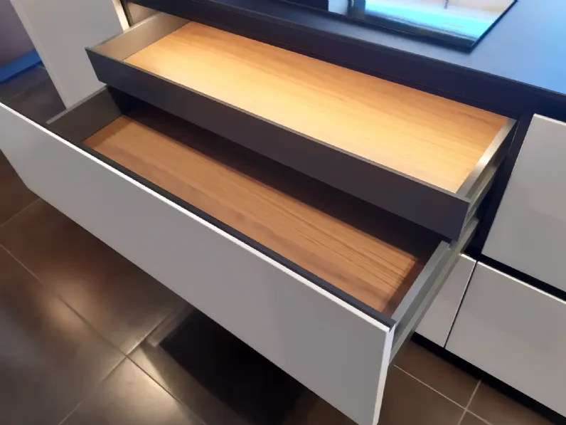 Cucina con isola design bianca Valdesign Logica l90 a soli 14995 Euro