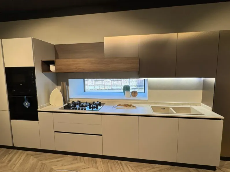 Cucina magnolia moderna lineare Stosa Young a soli 8500 Euro