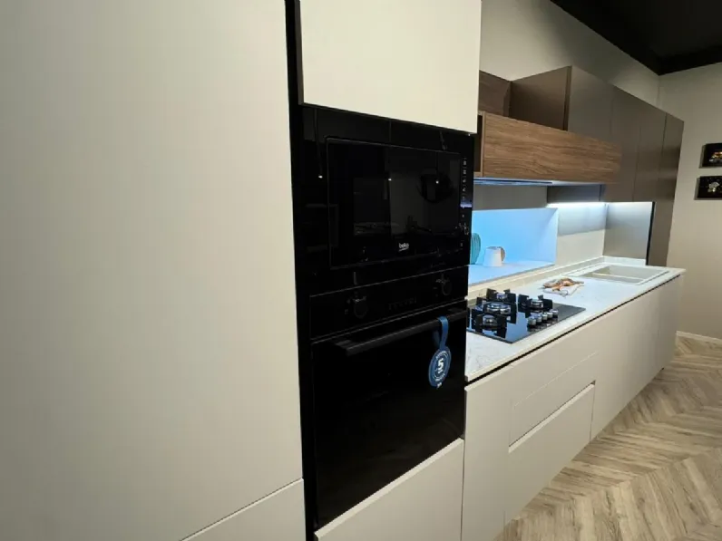 Cucina magnolia moderna lineare Stosa Young a soli 8500 Euro