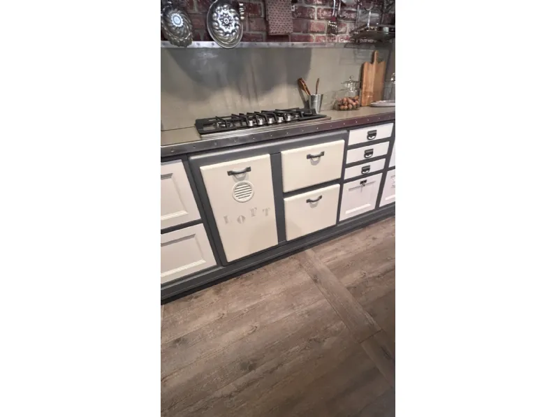Cucina ad angolo in legno a prezzo scontato 50%