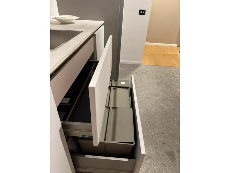 Cucina lineare moderna grigia Stosa Metropolis a soli 8800 Euro