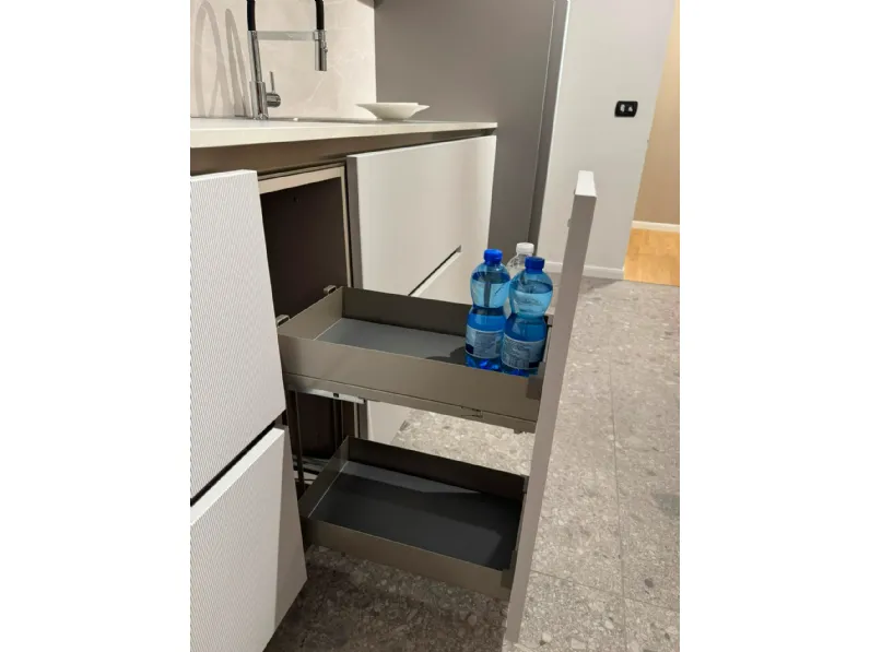 Cucina lineare moderna grigia Stosa Metropolis a soli 8800 Euro