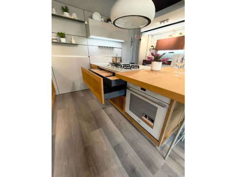 Cucina Milano di Veneta Cucine in Offerta Outlet -52%