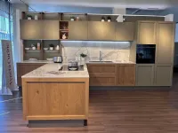 Cucina altri colori moderna con penisola Veneta cucine Milano a soli 15400