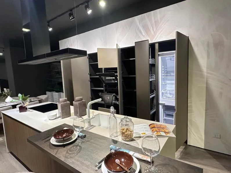 Cucina noce moderna con isola Nevada Mobilturi a soli 16400 Euro