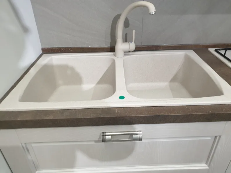 Cucina Aisha ad angolo Mobilturi con un ribasso imperdibile