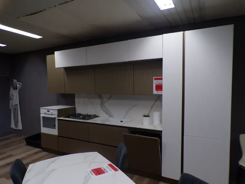 Cucina a PREZZI OUTLET in laminato materico Mobilturi -71%