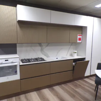 Cucina a PREZZI OUTLET in laminato materico Mobilturi -71%