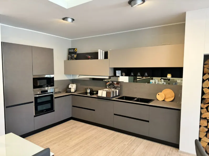 Cucina Kaliì ad angolo Arredo3 con uno sconto imperdibile