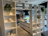 Cucina Lounge moderna altri colori Veneta Cucine con isola scontata 70%