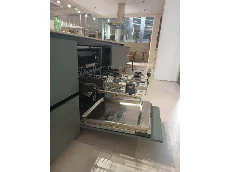 Cucina moderna con penisola Mènta Binova a prezzo scontato