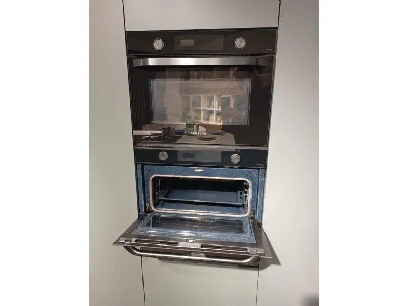 Cucina moderna con penisola Mènta Binova a prezzo scontato