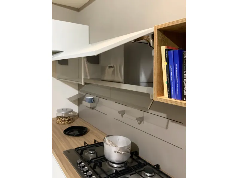 Cucina ad angolo in laccata opaco rovere chiaro Pura a prezzo scontato