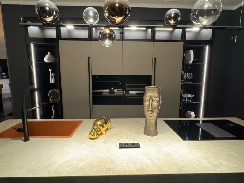 Cucina tortora moderna con isola Armony Rho a soli 19800 Euro