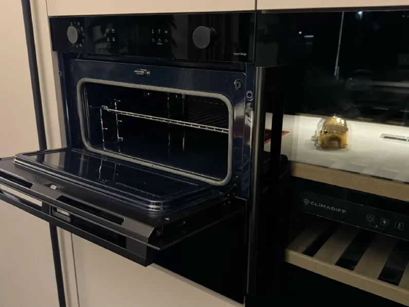 Cucina tortora moderna con isola Armony Rho a soli 19800 Euro