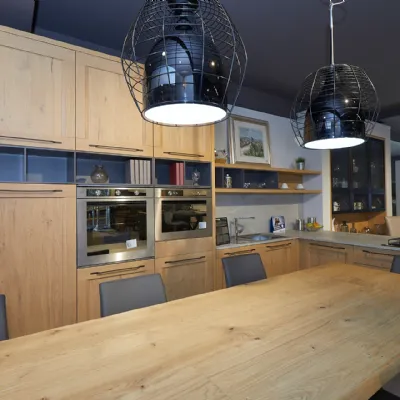 Cucina rovere chiaro moderna con penisola Comp 3 telaio rovere Artigianale in Offerta Outlet