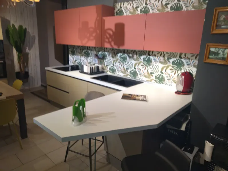 Cucina rovere chiaro moderna con penisola Ginevra Aran a soli 6000 Euro