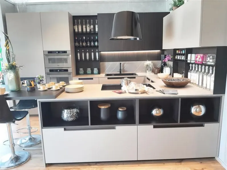 Cucina a PREZZI OUTLET in polimerico opaco Gentili group -50%