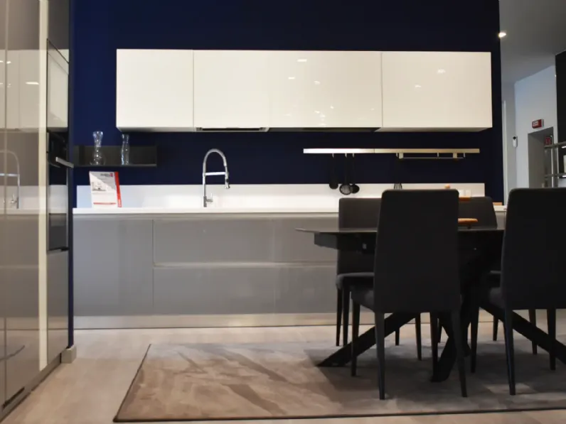Cucina Liberamente lineare Scavolini con un ribasso imperdibile