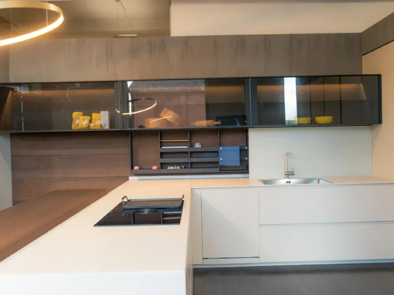 Cucina con penisola in laccata opaco altri colori Twenty a prezzo scontato
