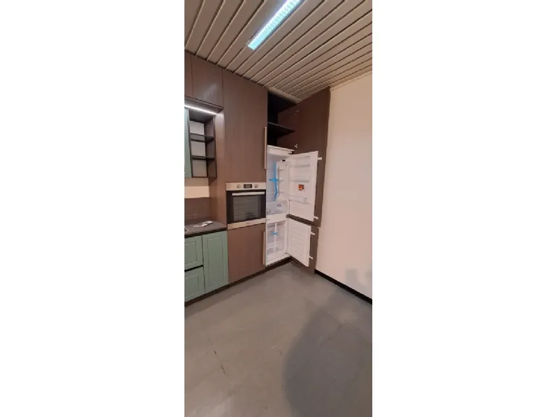 Cucina lineare Moretti compact Myriad SCONTATA 38%