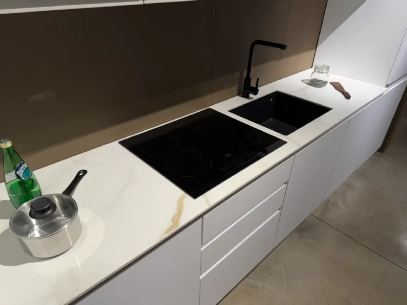 Cucina a prezzo ribassato lineare moderna Newkelly Mobilturi