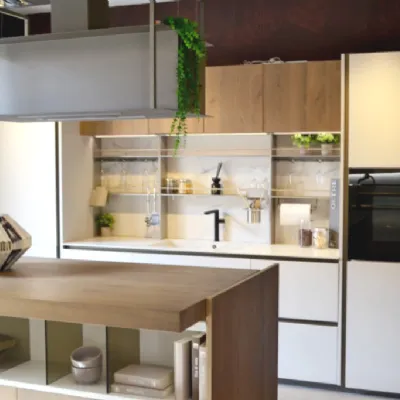 Cucina Oltre moderna altri colori Lube cucine con isola scontata 70%